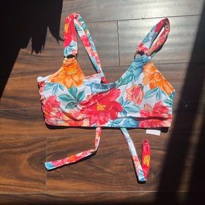 TIME & TRU WOMEN'S PLUS SZ 2X Scoop Neckline FLORAL BIKINI TOP Swim Bathing New